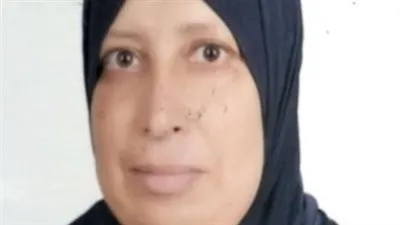 «نفسي ربنا يشفي أولادي».. أم بورسعيدية تواجه المرض والإعاقات بكفاح لا ينكسر بدأت رحلة هذه الأم البورسعيدية بتحدٍ قاسٍ منذ ولادة طفلها الأول عام 2008، حين تحولت فرحتها إلى صدمة بعد اكتشاف إصابته ببؤرة 