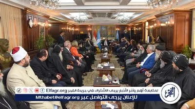 محافظ الإسكندرية يتبادل التهاني بعيد الفطر مع القيادات التنفيذية والأمنية