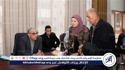 محافظ الإسماعيلية يستقبل 88 من شخصا في لقاء خدمة المواطنين 