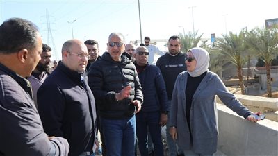 محافظ الجيزة يعاين موقع هبوط بالجسم الخارجي لمطلع محور 26 يوليو بنطاق كرداسة بطول 15 مترًا
