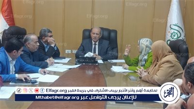 سكرتير عام الفيوم يناقش أعمال رفع كفاءة وصيانة الطرق بخطة المحافظة