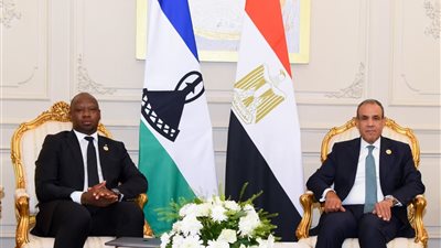 وزير الخارجية يلتقي وزير خارجية ليسوتو لتعزيز التعاون الثنائي