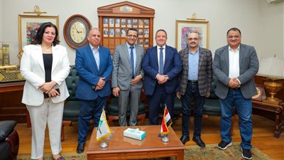 خلال زيارة مجلس الصحفيين لنقابة المهندسين.. 