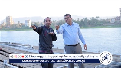 بإشراف محافظ قنا.. نجاح الجهود في تسيير باخرة نيلية علقت في الكمرة الرئيسية لكوبري دندرة
