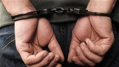 ضبط مرتكبي الحركات الاستعراضية ومضايقة الطالبات أمام مدرسة بالإسكندرية