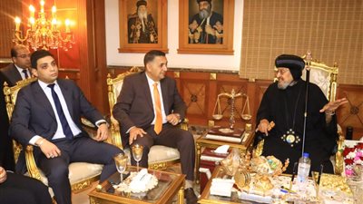 محافظ القليوبية يهنئ الأنبا مرقس بعيد القيامة ويؤكد وحدة المصريين
