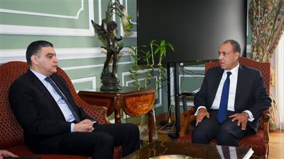 وزير الخارجية يبحث دعم نفاذ الدواء المصري إلى الأسواق الأفريقية