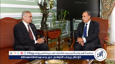 وزير الخارجية يستقبل رئيس اللجنة الوطنية لشئون اللاجئين