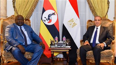 مشاورات مصرية أوغندية لتعزيز التنمية والتكامل الاقتصادي