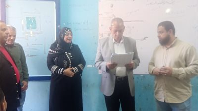تعليم القليوبية يحيل مدير مدرسة للتحقيق خلال جولة مفاجئة
