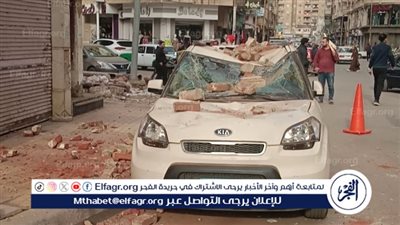 دون وقوع إصابات بشرية.. تهشم سيارة إثر سقوط جزئي لمنزل في دمنهور بالبحيرة