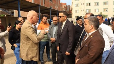 جولة مفاجئة لمحافظ القليوبية تكشف مخالفات السرفيس وتعيد الانضباط لموقف كفر شكر