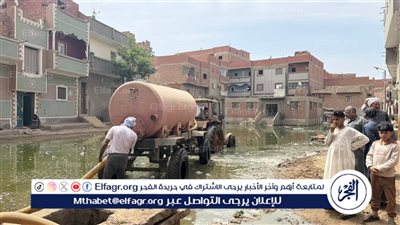 لليوم الثاني على التوالي.. محافظ الفيوم يتابع أعمال كسح تراكمات المياه بقرية السنباط