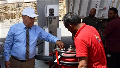 رقابة مشددة على محطات الوقود بأسوان.. وتكامل بين المحافظة والأمن لضمان السلامة
