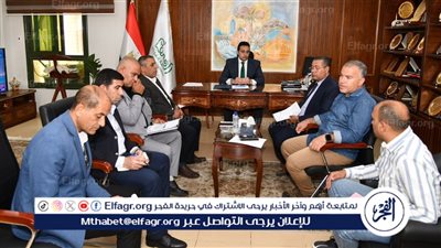 نائب محافظ الفيوم يناقش مشكلات مساكن دمو الجديدة ويوجه بسرعة حلها