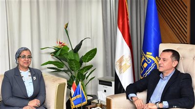 محافظ أسوان: شراكة استراتيجية مع «القومى للمرأة» لتمكين السيدات ودعم مسيرة التنمية الشاملة