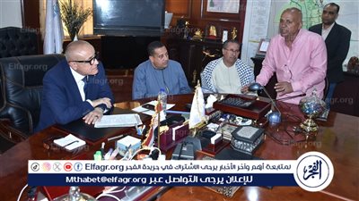 محافظ الأقصر يلتقي أهالي قرنة مرعي وحوض الرمال.. لبحث مطالبهم