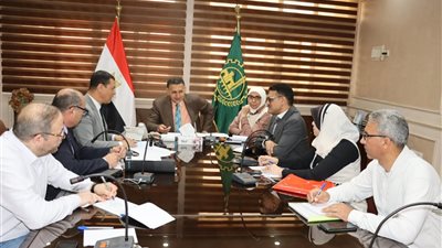 القليوبية تتابع مشروعات المياه والصرف.. ومحافظ الإقليم يشدد على الإسراع بالإنجاز