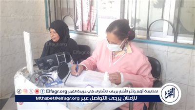 رئيس مدينة الطود بالأقصر يعقد لقاء اليوم المفتوح لحل مشاكل المواطنين.. ويتابع القافلة الطبية بالوحدة الصحية بالندافين