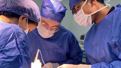 إنقاذ مصابين في حادثين بجراحات دقيقة داخل مستشفى الخانكة التخصصي بالقليوبية