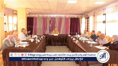 نائب رئيس جامعة أسيوط يترأس اجتماعا لمجلس إدارة صندوق القرية الأوليمبية بالجامعة
