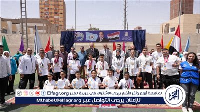 محافظ أسيوط يكرم أبطال المحافظة الرياضيين 