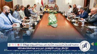 وزير التنمية المحلية والبيئة تبحث مع غرفة الغوص سبل تذليل معوقات السياحة البيئية بجنوب سيناء