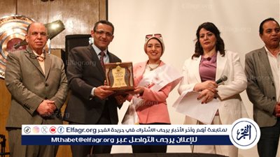 تكريم الزميلة مروة الشافعي ضمن الأمهات المثاليات في نقابة الصحفيين