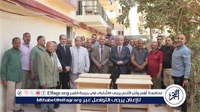 جامعة أسيوط تُصنّع 234 مكتبًا جديدًا لطلاب المدينة الجامعية 