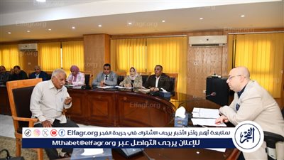 محافظ الفيوم يوجه بسرعة إزالة أدوار بناء مخالفة للترخيص بمدينة إطسا