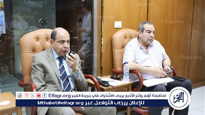 محافظ المنيا من مركز السيطرة: تسريع التصالح والتقنين وحسم مخالفات البناء بالموجة 29