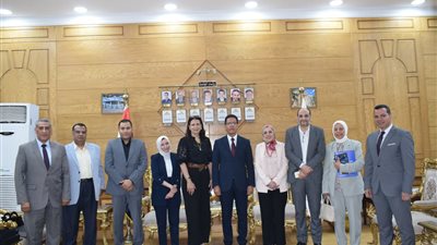 في خطوة لتعزيز التعاون الدولي.. جامعة بنها تبحث مع فولبرايت توسيع المنح والتبادل الأكاديمي