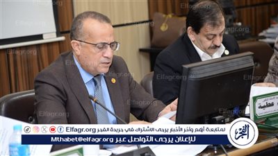  عميد طب أسيوط يكشف خطة شاملة لتطوير الأداء الإداري والخدمات بالمستشفيات الجامعية