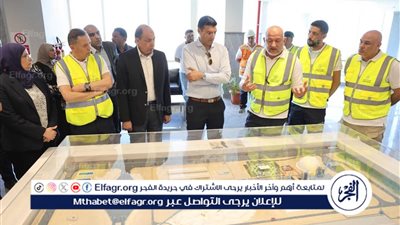 وزير الصناعة ومحافظ المنيا يتفقدان مصنع القناة للسكر بملوي