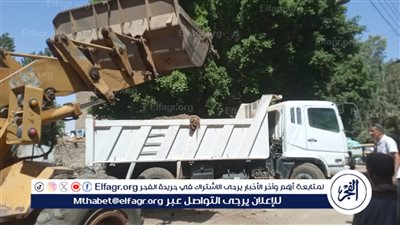 محافظ أسيوط: رفع 200 طن مخلفات وتراكمات نواتج تطهير ترعة بني قرة بالقوصية