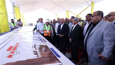 وزير النقل يشهد تشغيل محوري الفشن التنموي ببني سويف وديروط بأسيوط وافتتاحهما أمام حركة المرور