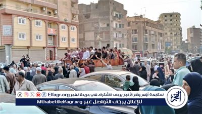 تشييع جثمان زوج لقى مصرعه فى حريق شقته وإصيبت زوجته وأولاده لـ 6 بالفيوم 