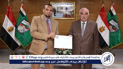 فوز باحثين من كليتي الدراسات الإسلامية بأسوان والشريعة والقانون بأسيوط لفوزهما بجائزة خدمة الدعوة 