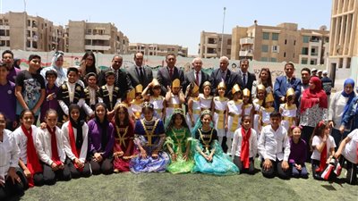 محافظ القليوبية وسفير أذربيجان يتفقدان مدرسة الصداقة بالعبور ويؤكدان دعم التعاون التعليمي بين البلدين