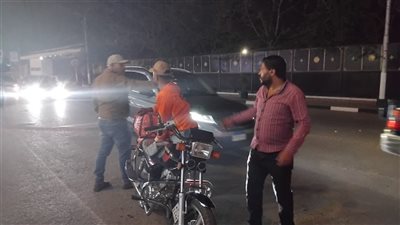 محافظ الدقهلية: ضبط موتوسيكل وتروسيكل في حملة ليلية للتصدي لأجهزة الصوت والتلوث السمعي بحي شرق المنصورة