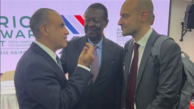 وزير الخارجية يبحث مع نظيريه الكيني والفرنسى تعزيز الأمن والاستقرار بالقارة الأفريقية خلال قمة نيروبي