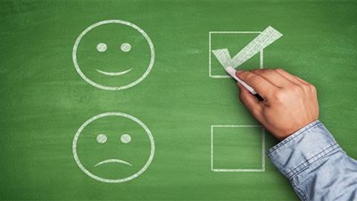 إخصائي تعديل سلوك: الذكاء الاصطناعي غير طريقة تفكير الأجيال الجديدة