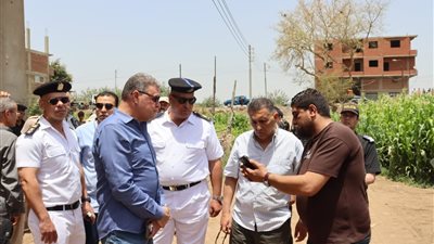 محافظ القليوبية يقود حملة مكبرة لإزالة مبنيين مخالفين بالقناطر الخيرية على مساحة 350 مترًا