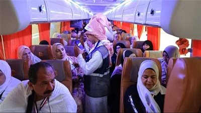 وزيرة التضامن الاجتماعي تطمئن على حجاج الجمعيات الأهلية بمكة المكرمة والمدينة المنورة 