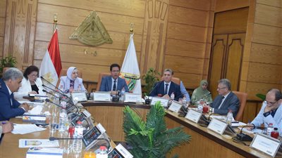 الجيزاوي: رفع الطوارئ بجامعة بنها خلال الامتحانات وتأمين أكثر من 100 ألف طالب