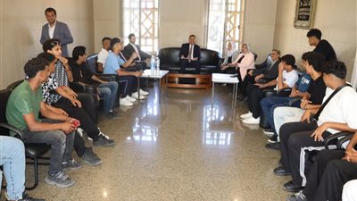 محافظ القليوبية يشارك أبناء دار “طلائع العبور” فرحة عيد الأضحى ويؤكد: دعم كامل لدور الرعاية وبناء مستقبل الأطفال