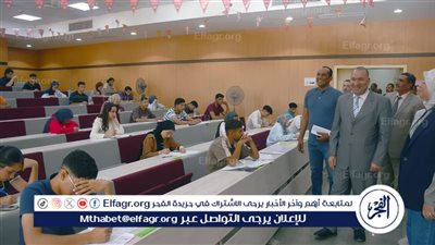 رئيس جامعة أسيوط الأهلية يتابع سير امتحانات نهاية العام