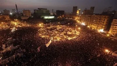 6 حكومات تتعاقب بعد الثورة .. والحال في النازل